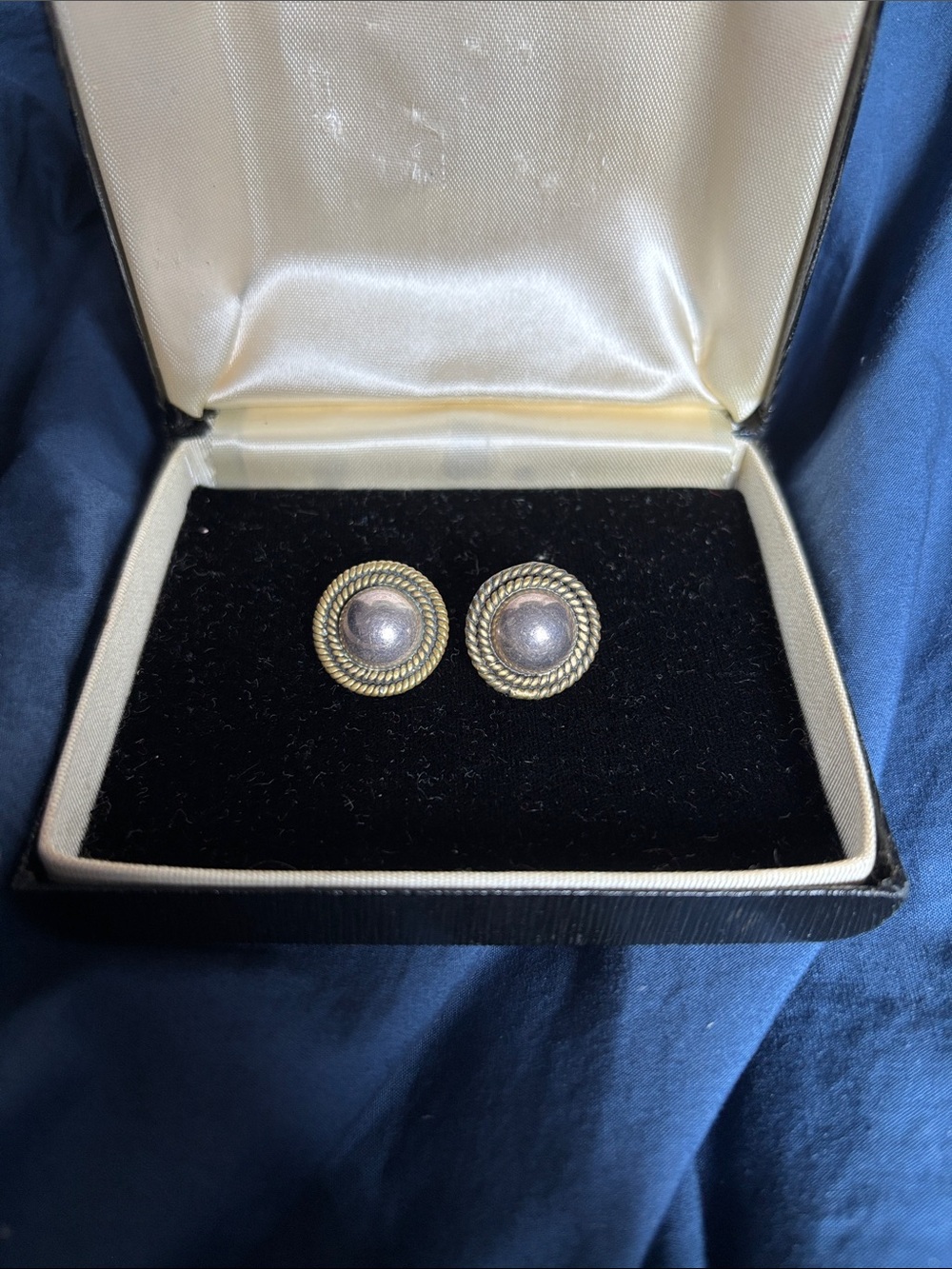 Classic Style 1980s Mexican Sterling Earrings